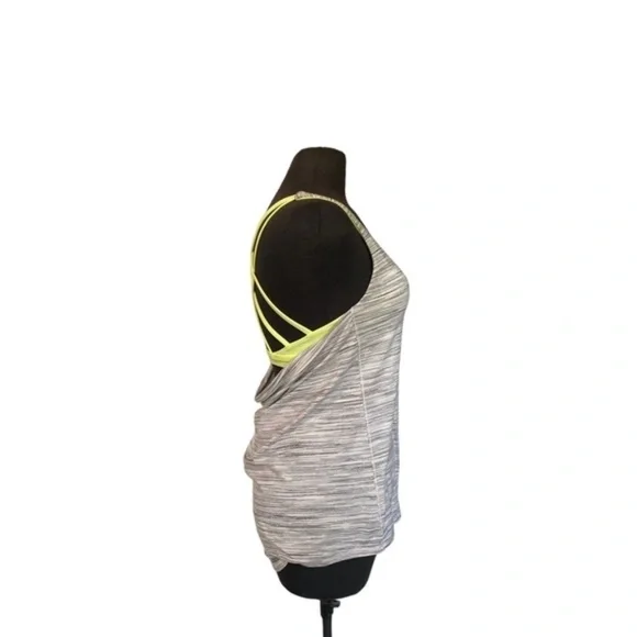 Lululemon Slay The Studio 2-In-1 Tank *Medium Support B/C Cup - Picture 5 of 10